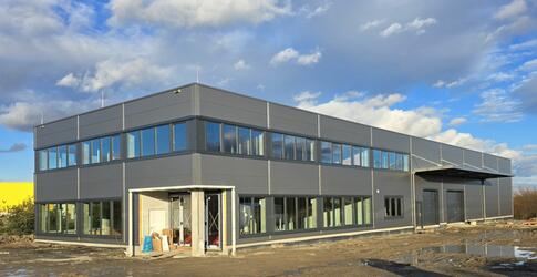 Reference Výrobní a skladová hala Esprit